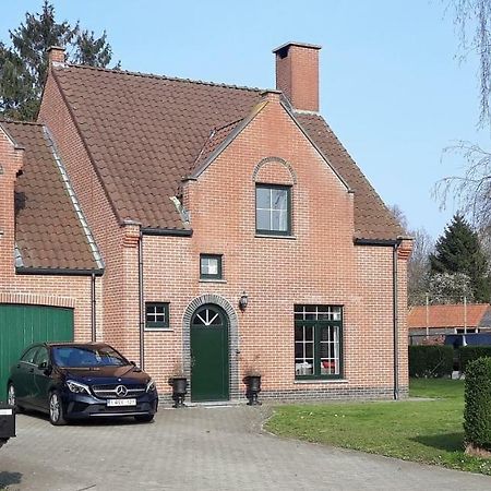 Villa De Ruiter Waasmunster Bagian luar foto