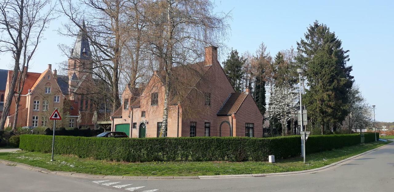 Villa De Ruiter Waasmunster Bagian luar foto